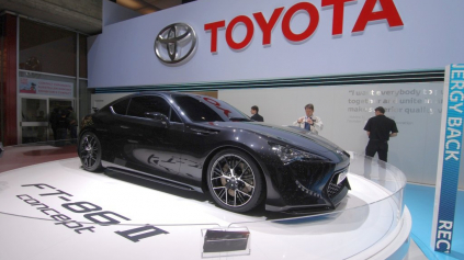 AUTOSALÓN ŽENEVA 2011: TOYOTA FT-86 II CONCEPT NAŽIVO