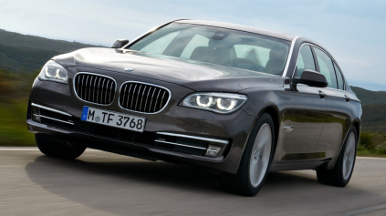 FACELIFTOVANÉ BMW RADU 7- NOVÝ MODEL, ZMENENÝ HYBRID A 3D DISPLEJ