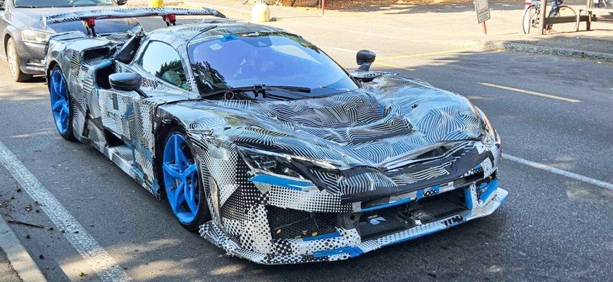 Nástupca LaFerrari? Ako okruhový stroj, ktorý odbočil na bežnú cestu. Jeho technika vás asi sklame