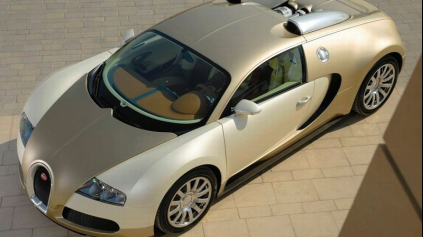 POZLÁTENÉ BUGATTI VEYRON