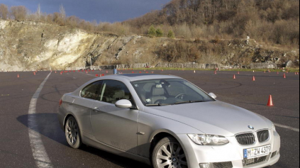 TEST: BMW 335I COUPÉ E92