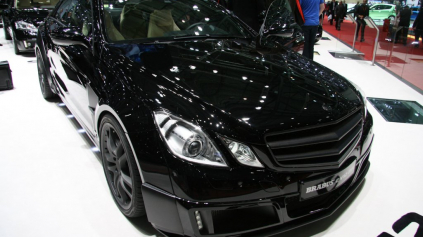 ŽENEVA 2010: BRABUS E V12 COUPE