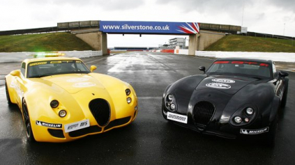 WIESMANN MF5 BUDE PACECAR PRE TOHTOROČNÝ FIA GT CHAMPIONSHIP