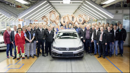 VÝROBA VW PASSAT-U PREKROČILA 30 MILIÓNOV KUSOV