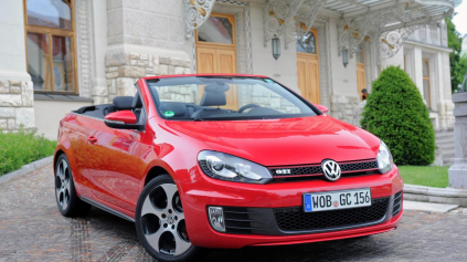 GOLF GTI SKRÍŽILI NA ROZLÚČKU S GOLFOM CABRIOLET