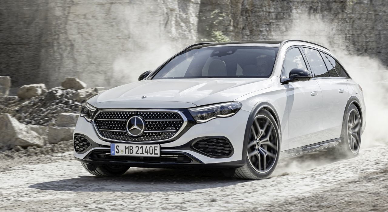 Nový Mercedes E All-Terrain: Zvýšený o 46 mm, 4Matic štandardne a konečne šesťvalec! - topspeed.sk