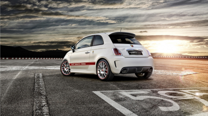 ABARTH PREDSTAVÍ VO FRANKFURTE DVE LIMITOVANÉ EDÍCIE FIATU 500