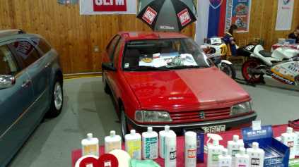 AUTOGLYM EŠTE STÁLE HĽADÁ AUTO NA RENOVÁCIU LAKU