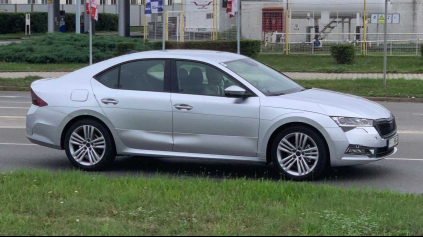 ŠKODA OCTAVIA IV TAKMER BEZ MASKOVANIA. TENTORAZ AKO LIFTBACK