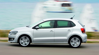 VW POLO JE AUTO ROKA 2010 EURÓPY I SVETA