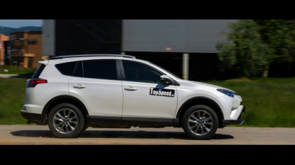 TEST: TOYOTA RAV4 2,0 VALVEMATIC AWD MULTIDRIVE S