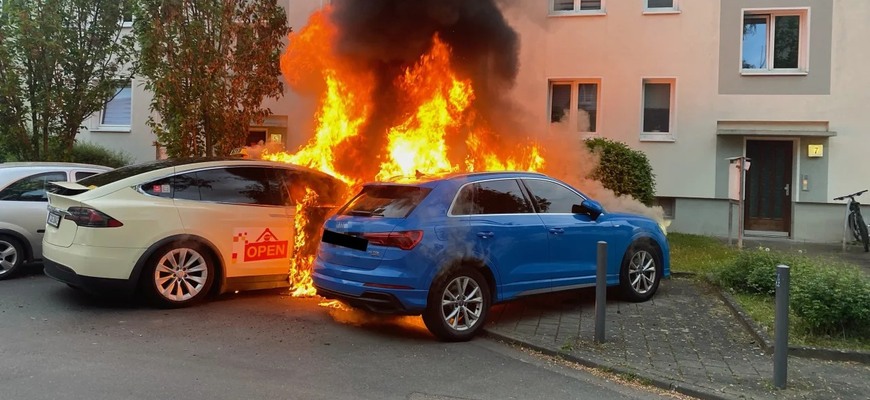 Horiace elektromobily ako nové riziko? Pravda je iná, ako si myslí väčšina motoristov