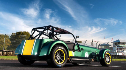 CATERHAM SUPERLIGHT R600 JE PORIADNA ŠUPA