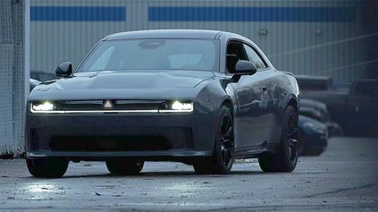 ELEKTRICKÝ ZVUK DODGE CHARGER DAYTONA NEURAZÍ, ALE... ANI NENADCHNE