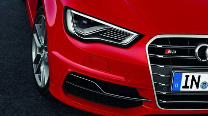 AUDI A3 SPORTBACK JE ĽAHŠIE. S3 JE VÝKONNEJŠIA. OBE SÚ CELKOVO LEPŠIE