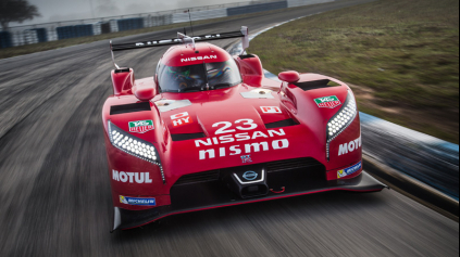 NISSAN GT-R LM NISMO JE POMALÝ! POMÔŽE MU RADIKÁLNA AERODYNAMIKA?