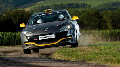 RENAULT MÉGANE RS N4