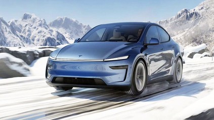 MODERNIZOVANÁ TESLA MODEL Y OFICIÁLNE. BUDE Z NEJ OPÄŤ NAJPREDÁVANEJŠÍ ELEKTROMOBIL NA SVETE?