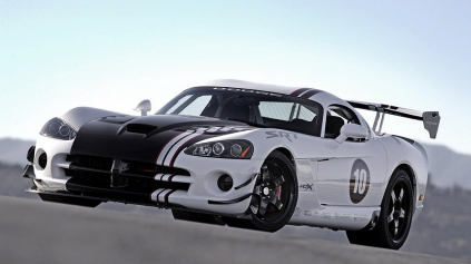 POSLEDNÁ ZMIJA DODGE VIPER ACR-X