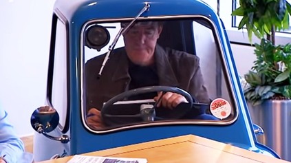 VEDELI STE, ŽE PEEL P50, AUTO-OBLEK CLARKSONA, SI MÔŽETE STÁLE KÚPIŤ AKO NOVÝ? STOJÍ ALE RAKETU