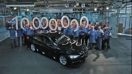 V MNÍCHOVE VYROBILI BMW 3 SEDAN S ČÍSLOM 10 000 000