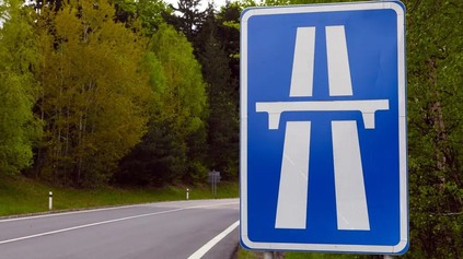 DIAĽNIČNÁ ZNÁMKA PRE SLOVENSKO NAD 100 EUR?! PRIRÁŽKU NAÚČTUJÚ LEN NIEKTORÝM MOTORISTOM