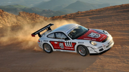 TOTO TREBA VIDIEŤ! PORSCHE 911 GT3 CUP NA PIKES PEAK