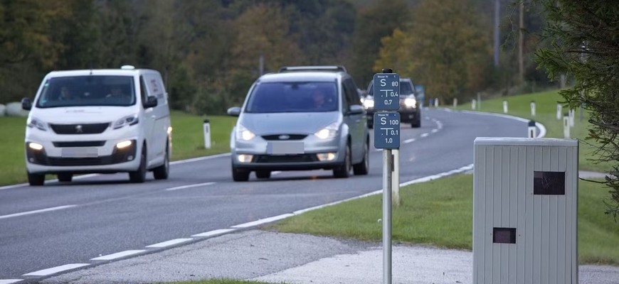 Nový radar na cestách je iný ako ostatné. Jeho fungovanie motoristov zaskočilo