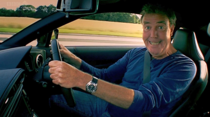 PETÍCIU ZA NÁVRAT CLARKSONA DO TOP GEAR PODPÍSALO 500 000 FANÚŠIKOV. ZA 36 HODÍN!