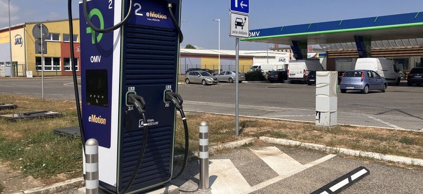 Prvá nabíjacia stanica OMV eMotion s výkonom 400 kW