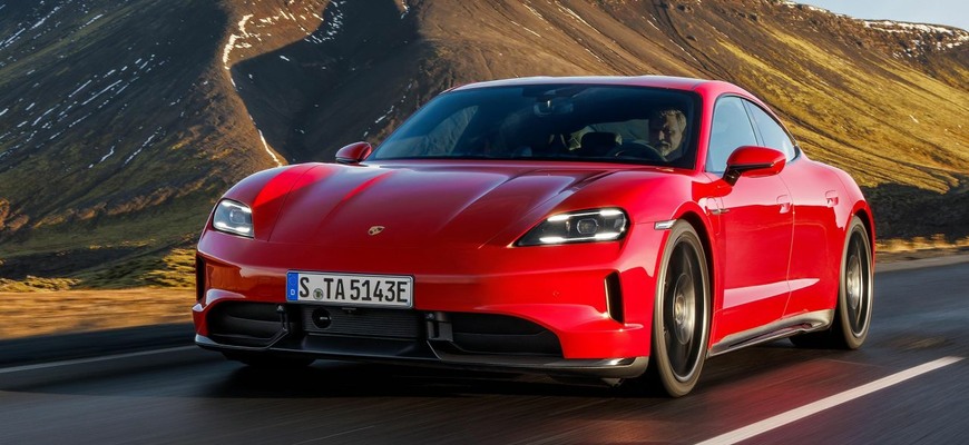 Porsche predstavilo Taycan GTS po facelifte, nový zadný elektromotor mu pridal ďalších 80 kW