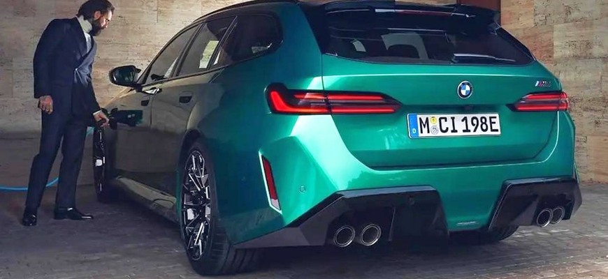 Máme prvé fotky BMW M5 Touring pred premiérou. Plug-in hybrid odteraz aj v praktickejšej karosérii