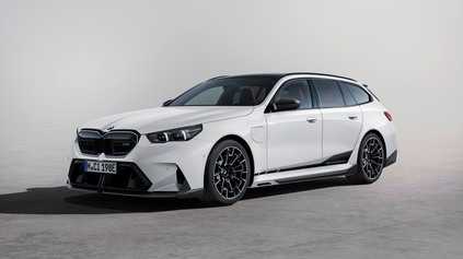 Nové BMW M5 Touring s M Performance Parts úsporu hmotnosti neprinesie