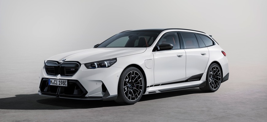 Nové BMW M5 Touring s M Performance Parts úsporu hmotnosti neprinesie