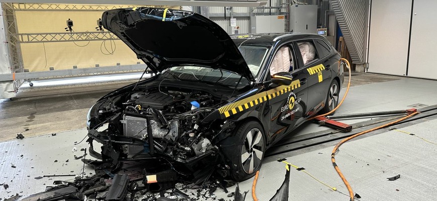 Nová Škoda Superb a Kodiaq v Euro NCAP. Budú jazdiť kanálmi alebo idú bezpečnosťou príkladom?