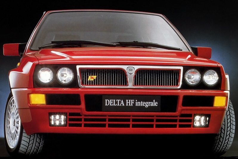 Lancia Delta HF integrale салон