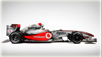 MCLAREN MERCEDES MP4-24 ODHALENÝ SVETU