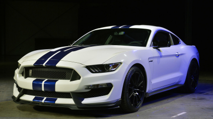 NÁVRAT LEGENDY FORD SHELBY MUSTANG GT350