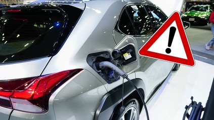 BATÉRIE ELEKTROMOBILOV ZMENILI CENY. POKORILI DÔLEŽITÚ HRANICU, POCÍTIA TO MOTORISTI