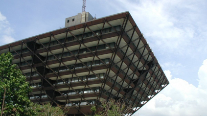 RÁDIO SLOVENSKO PRESTANE VYSIELAŤ LEGENDU POZOR, ZÁKRUTA!