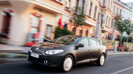 RENAULT FLUENCE FOTOGRAFIE A CENY