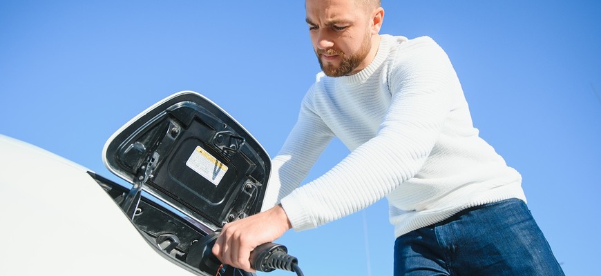 Elektroautá majú obmedzenie. Limituje ich využitie a vie zničiť motor, veľa motoristov nič netuší