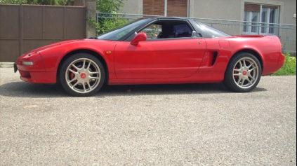 RARITA NA PREDAJ: HONDA NSX 3.0 V6 ZO SLOVENSKA