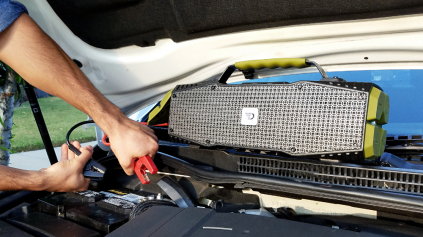 MÁTE MUZIKU VŽDY A VŠADE? TENTO REPRÁK NAŠTARTUJE AUTO