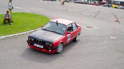 ČS AUTOSLALOM V HODONÍNE BOL V ŠTÝLE GYMKHANA