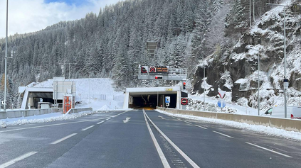 NASTANE DÔLEŽITÁ ZMENA PRE NAJDLHŠÍ TUNEL U SUSEDOV. OVPLYVNÍ ZIMNÉ LYŽOVAČKY