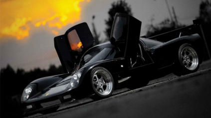 NA SVETE JE ĎALŠIE SUPERAUTO, TENTORAZ Z RUMUNSKA - BLACK FALCON SBC TT1750 SUPERCAR