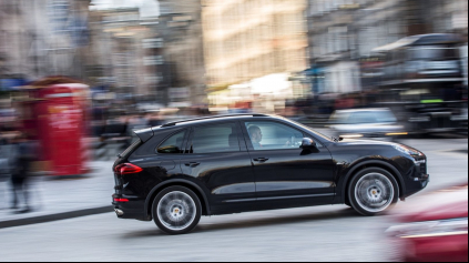 JUŽNÁ KÓREA ZAKÁZALA PREDAJ PORSCHE CAYENNE, VW TOUAREG A AUDI A6