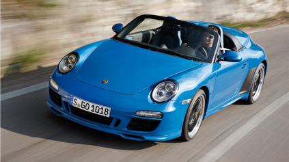 PARIS MOTOR SHOW: PORSCHE 911 SPEEDSTER