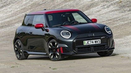 NOVÉ MINI JOHN COOPER WORKS OFICIÁLNE. DOSTALO BENZÍN, ALE TIEŽ EŠTE VÝKONNEJŠÍ ELEKTRICKÝ POHON